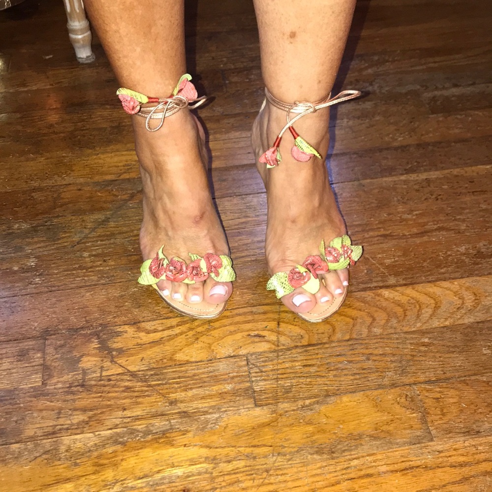 💥 RENE CAOVILLA SANDALS 💥